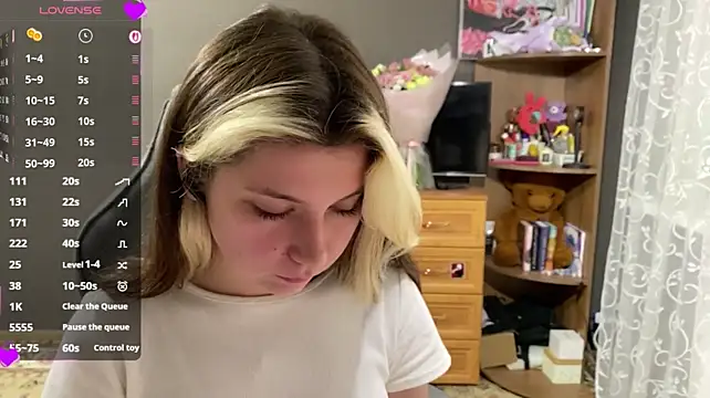 SherikaAzzarella stripchat live cam model