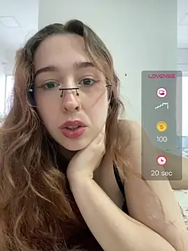 tsuki_chan_on stripchat live cam model