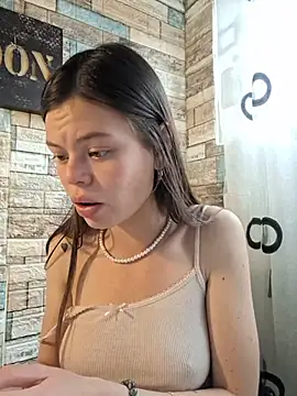 _Isabella-7 stripchat live cam model