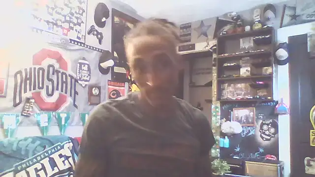 Longnlight122 stripchat live cam model
