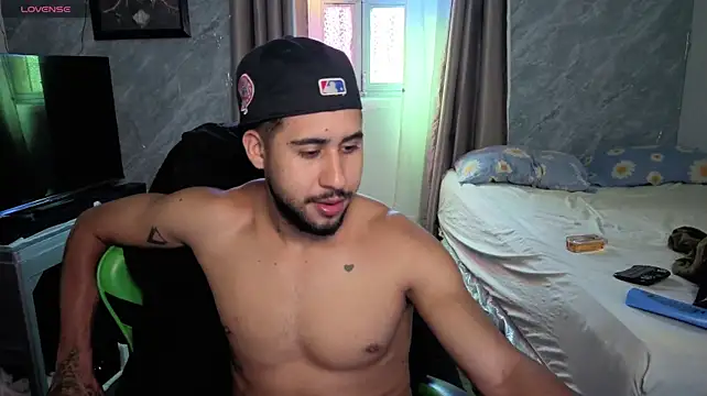 Daiki_Jack stripchat live cam model