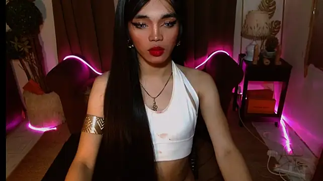 sweet_kyla02 stripchat live cam model