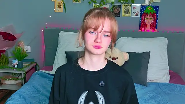 ElfieWhite stripchat live cam model