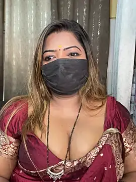 Oh-Monika87 stripchat live cam model