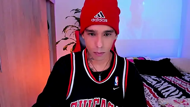 Damianwhite stripchat live cam model