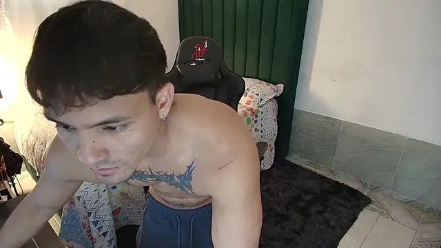 man_dur07 stripchat live cam model