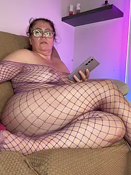 LadySaraNoir stripchat live cam model