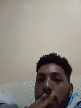 PutosRJ stripchat live cam model