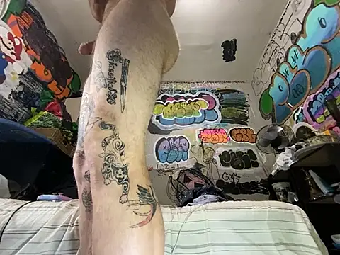 gothboiplzty stripchat live cam model