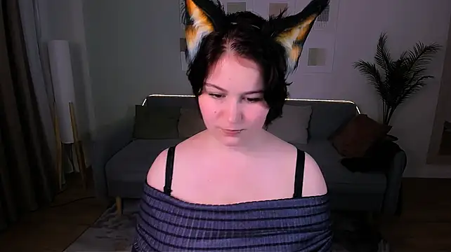MiaLacrice stripchat live cam model