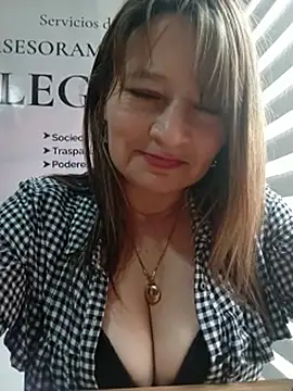 KAREN--03 stripchat live cam model