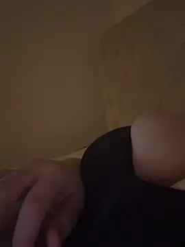 laylajonesxxx stripchat live cam model