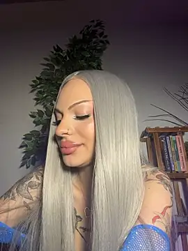 DollyRuby stripchat live cam model