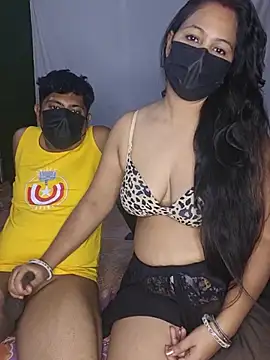 Confident_Mahira stripchat live cam model