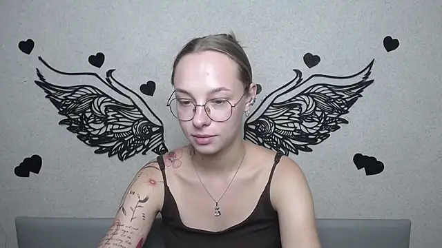 SteshaGlass stripchat live cam model