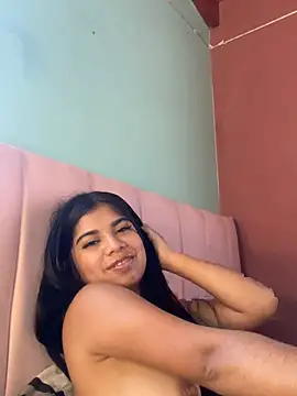 Busty_morena stripchat live cam model