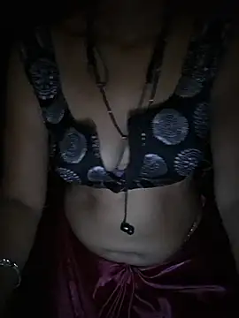 XBHUUME stripchat live cam model