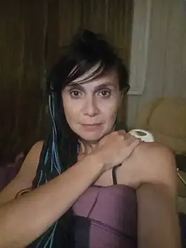 Francenia_lolis stripchat live cam model
