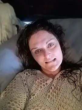 Harley428 stripchat live cam model