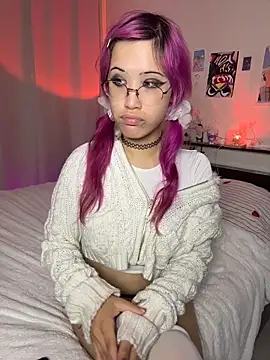 MikiMikiLeak stripchat live cam model