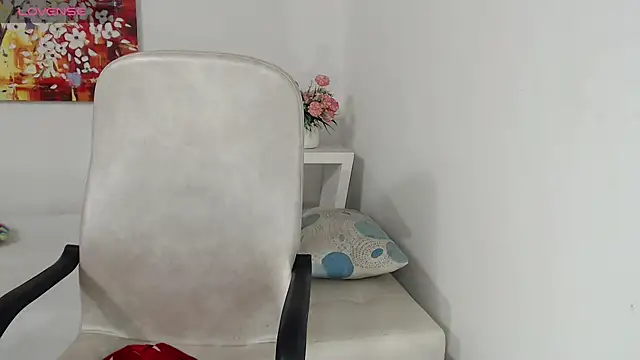 tania_sweet__ stripchat live cam model