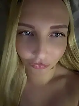 Aleksandrakis stripchat live cam model