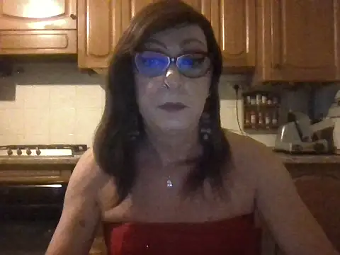 Tiabet stripchat live cam model