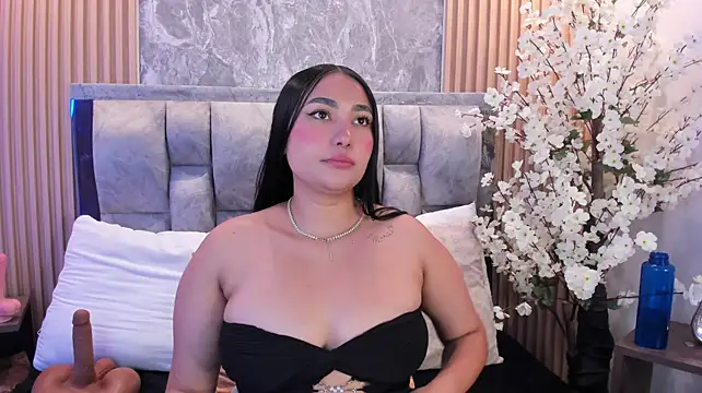 Sulay_Kim stripchat live cam model