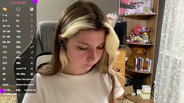 SherikaAzzarella stripchat live cam model