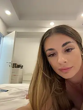IsabellaEtthan stripchat live cam model