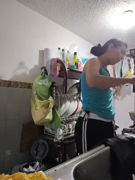 BasmaHernandez stripchat live cam model