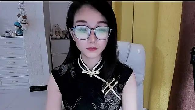 NIAN-er stripchat live cam model