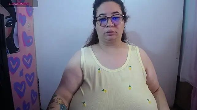 kattybbwbigboobs_ stripchat live cam model