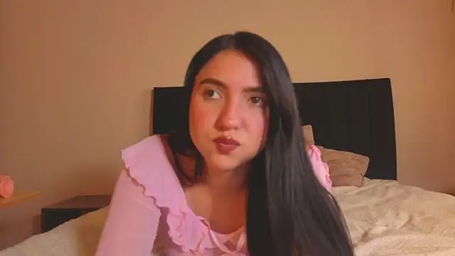 Isa-Trujilloo stripchat live cam model