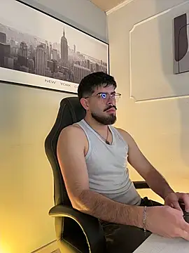 DomBoy_ stripchat live cam model