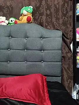 Estrella2001 stripchat live cam model