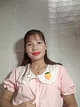 Gee_hot stripchat live cam model