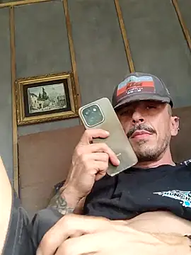 Exhibguy16 stripchat live cam model