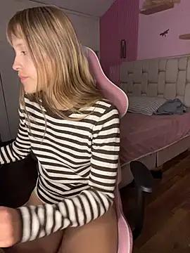 AngelBlonde_ stripchat live cam model