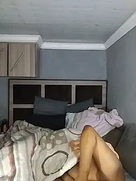 LongStif stripchat live cam model