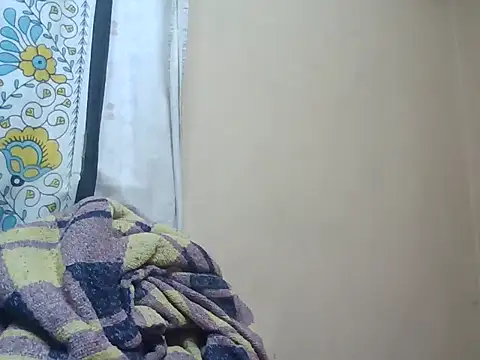 ToxicDoll01 stripchat live cam model