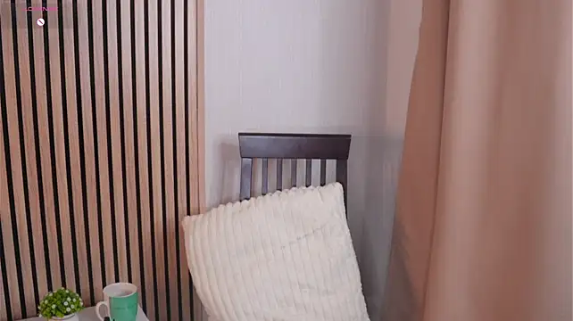 Aliancicy stripchat live cam model