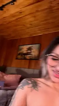 AliceStone19 stripchat live cam model