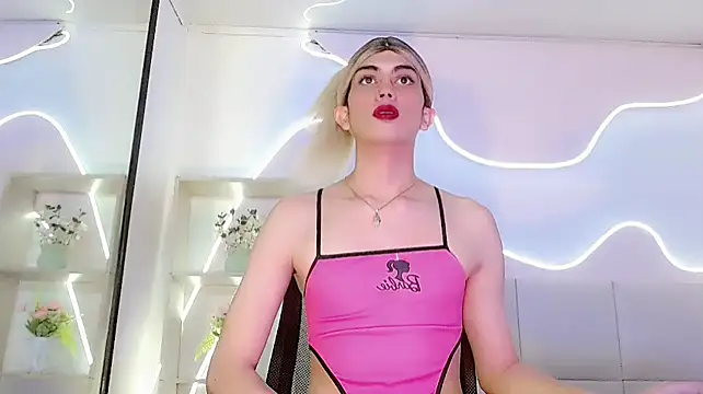 Daniela_Pink_ stripchat live cam model