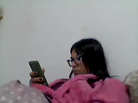 _bahya stripchat live cam model