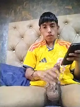 danuel23 stripchat live cam model