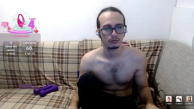 cholitohermoso stripchat live cam model