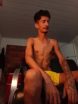 OCamBoy stripchat live cam model