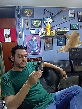 Masterchief9626 stripchat live cam model