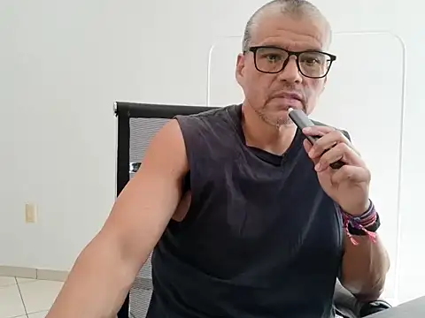 Gaceru01006 stripchat live cam model